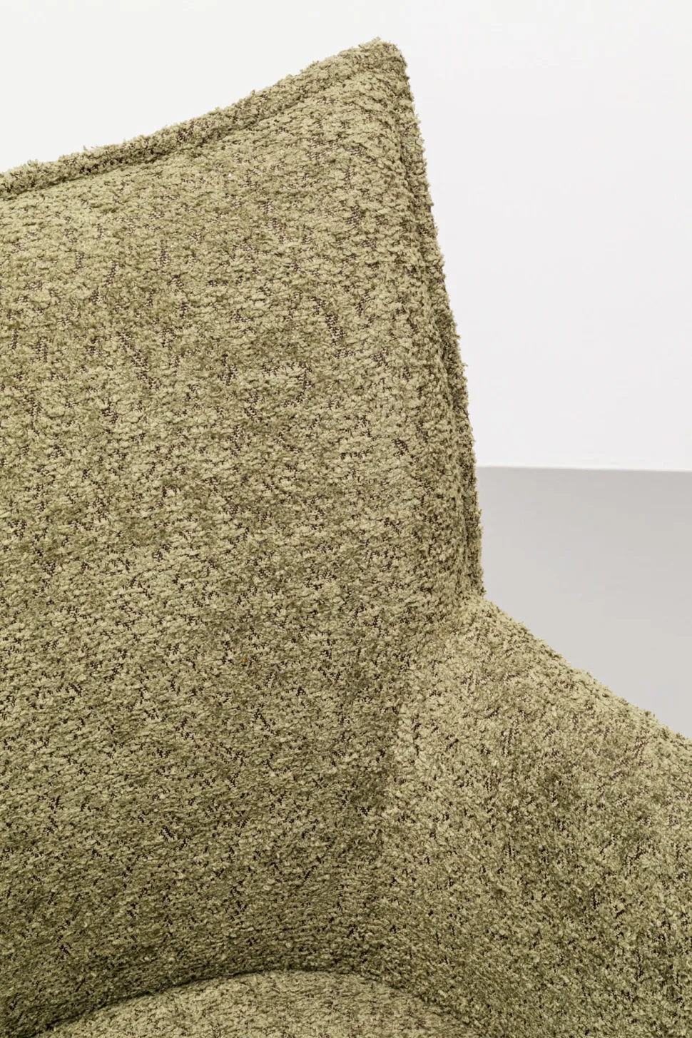 Armlehnstuhl Selma Oliv