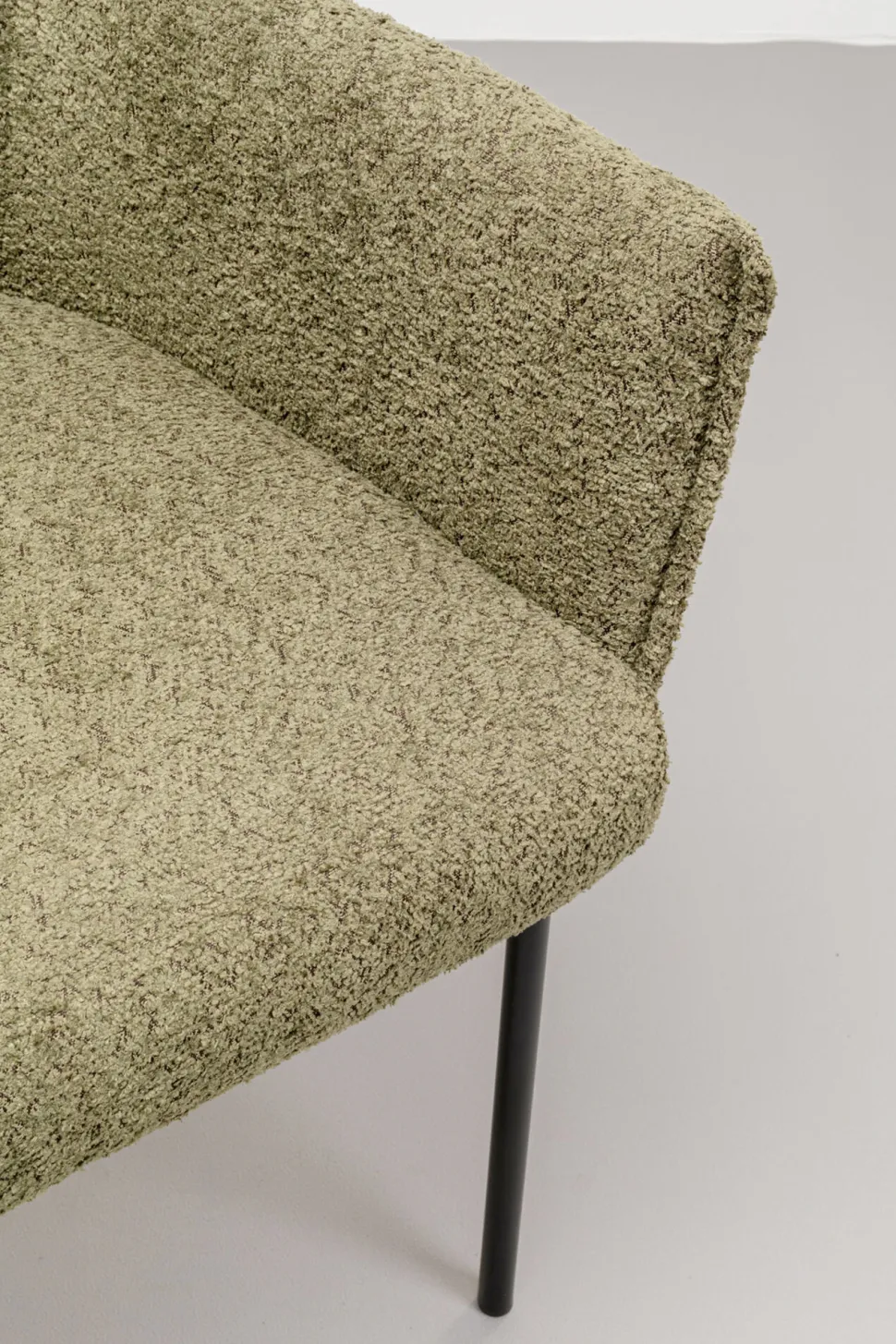 Armlehnstuhl Selma Oliv