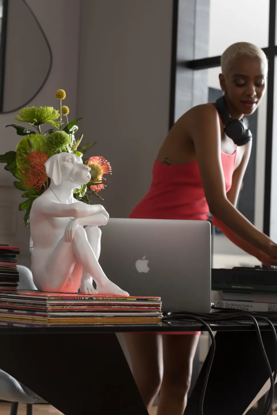 Deko Figur Gangster Dog Creme