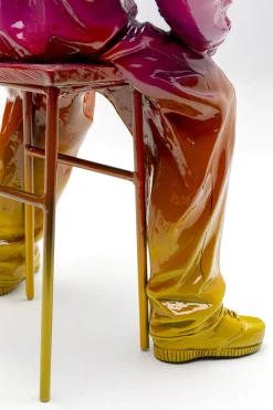 Deko Figur Street Art Boy Rainbow 36cm