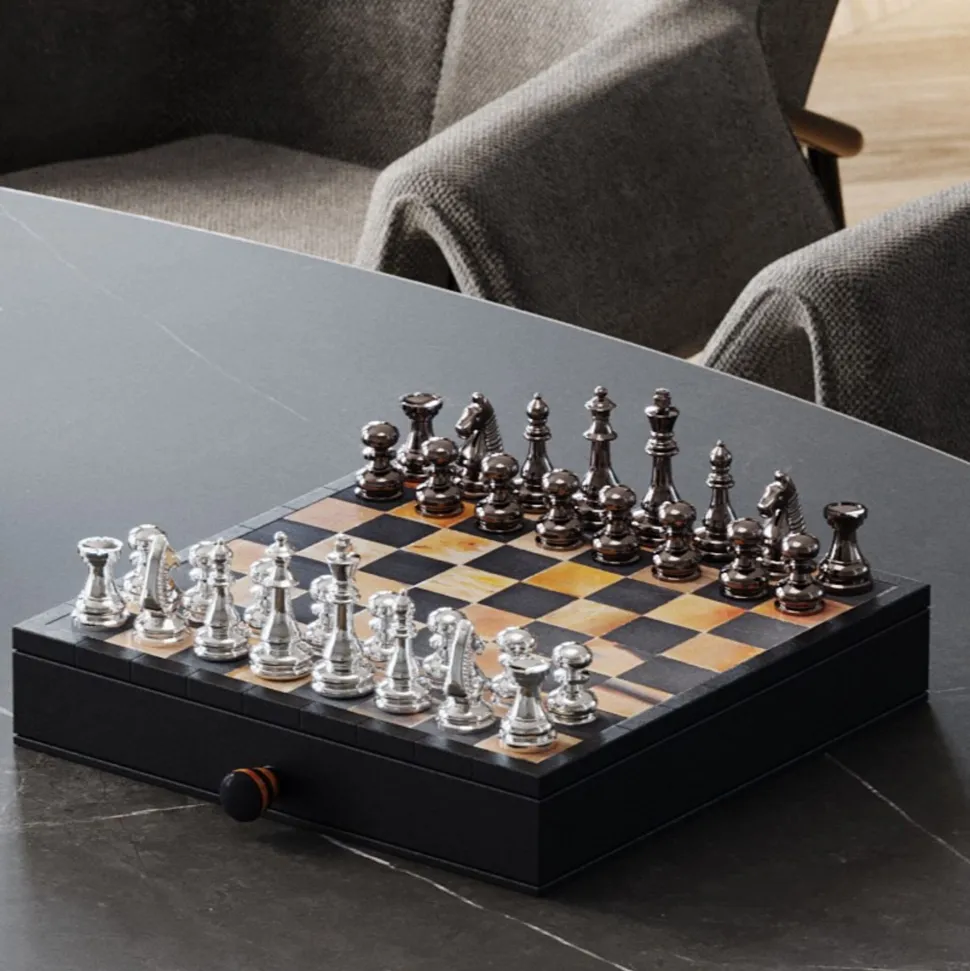 Deko Objekt Chess Antique 36x33cm