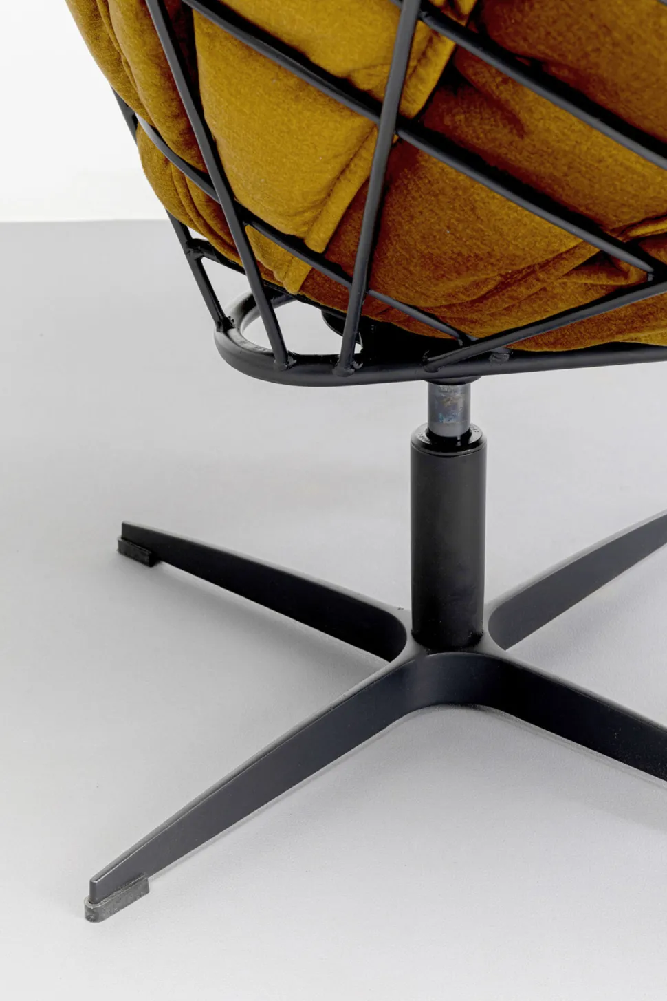 Drehsessel + Hocker Blossom