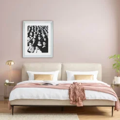 Gerahmtes Bild Audience 85x105cm