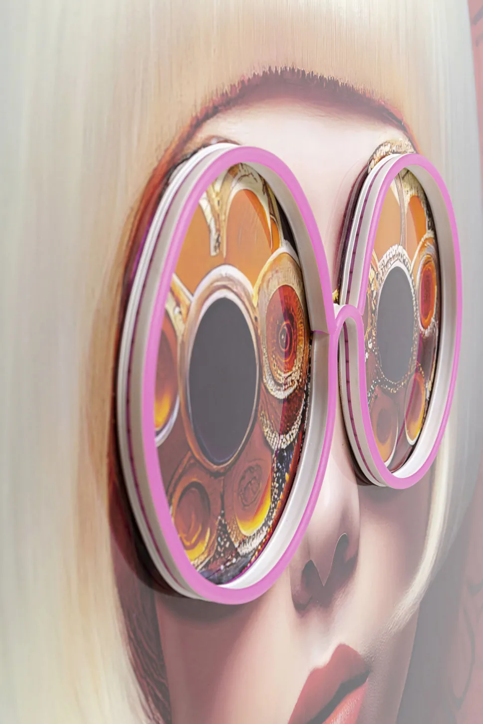 Gerahmtes Bild LED Fancy Blonde Lady 120x80cm