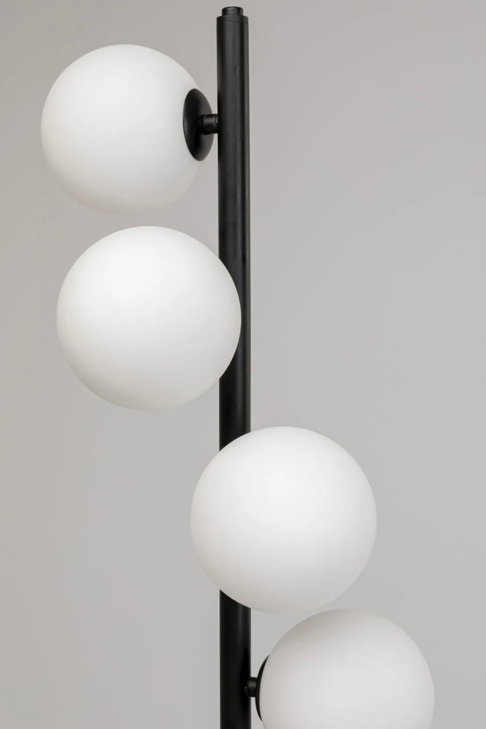 Stehleuchte Scala Balls Milky Schwarz 160cm